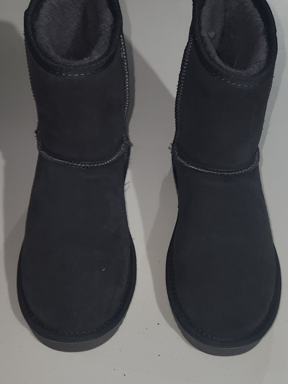 Dream Pairs Charcoal Gray Suede Like Winter Boots Size 8